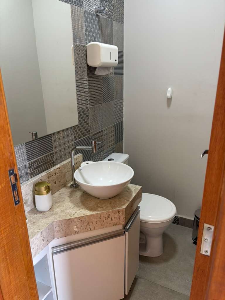 WhatsApp Image 2025-10-15 at 16.18.24